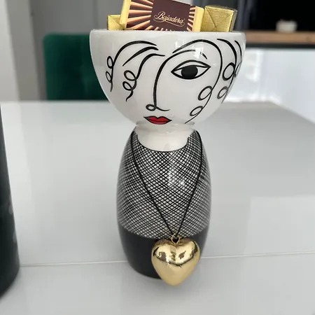 Sun Fun アパート オミシュ